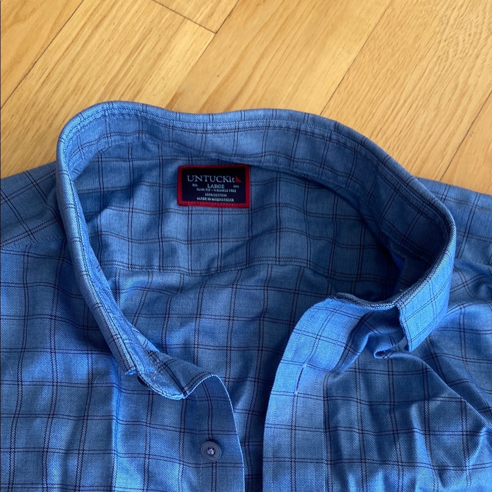 UNTUCKit Blue Casual Button Down Shirt